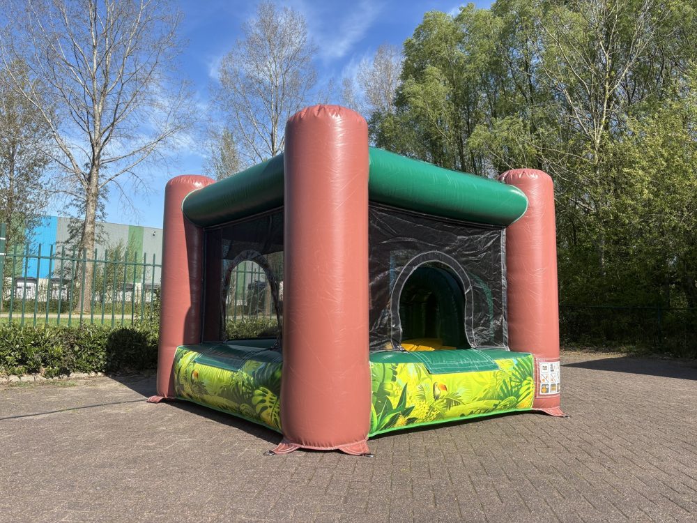 Ballenbad met glijbaan jungle