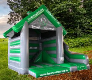 Smart e Concept Hüpfburg mit Rutsche tritt an zum Ländervergleich zur WM 2026 III